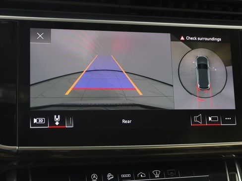 Used 2021 Audi Q7 3.0T Prestige w/ Prestige Package image 10