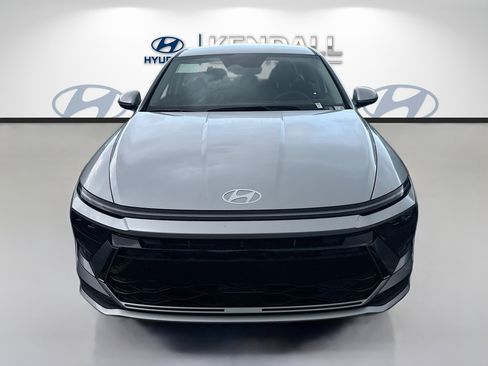 New 2026 Hyundai Sonata SE FWD image 2