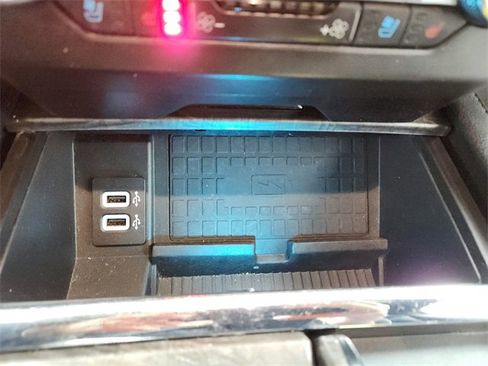 Used 2018 Ford Expedition Limited image 31