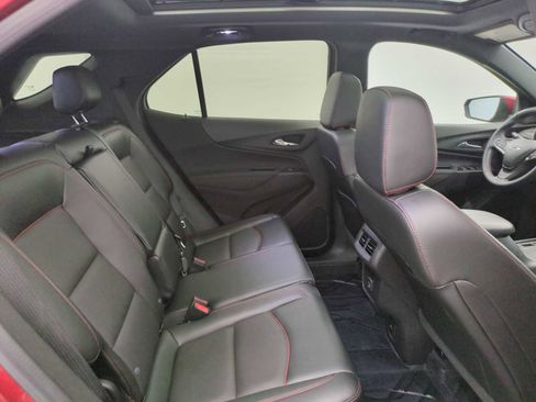 Used 2024 Chevrolet Equinox RS w/ RS Leather Package image 20