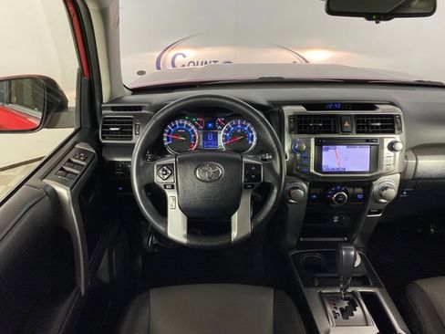 Used 2019 Toyota 4Runner SR5 Premium AWD/4WD image 17