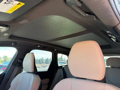 Used 2026 Volvo XC60 B5 Plus AWD/4WD image 17