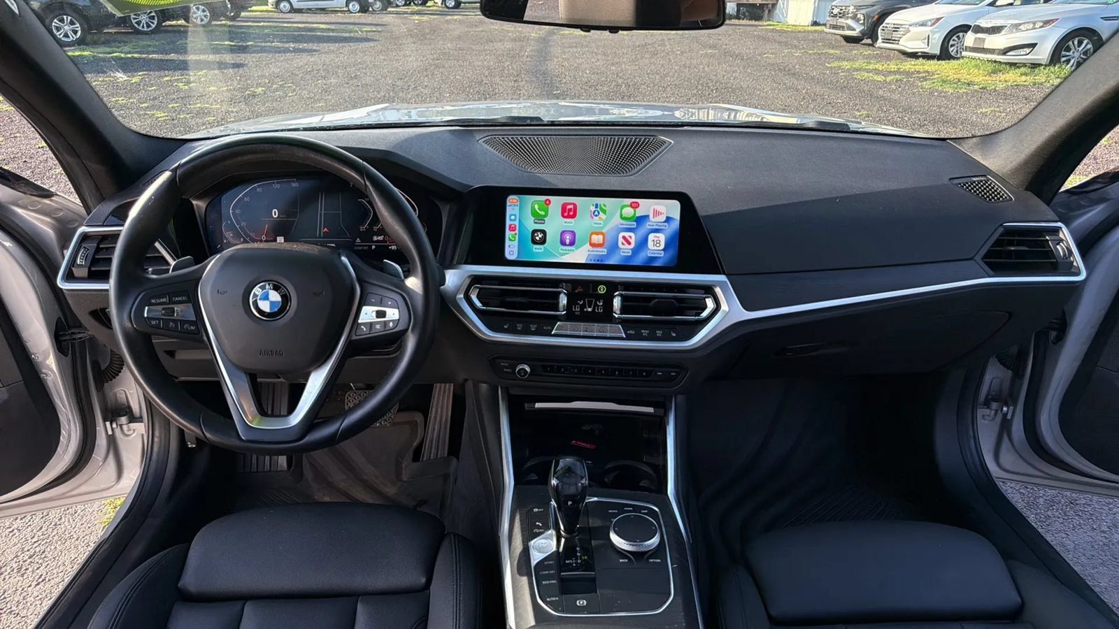 Used 2019 BMW 330i Sedan w/ Convenience Package RWD image 13