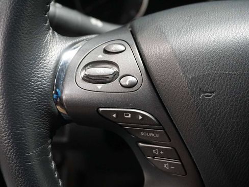 Used 2024 Nissan Murano SV image 25