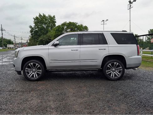 Used 2018 GMC Yukon Denali w/ Denali Ultimate Package AWD/4WD image 9
