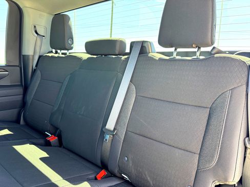 Used 2025 Chevrolet Silverado 2500 LT w/ Convenience Package image 16