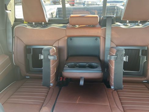 New 2026 GMC Sierra 2500 Denali Ultimate image 17