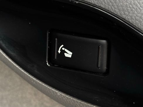 Used 2016 INFINITI QX50 2WD w/ Premium Plus Package image 51