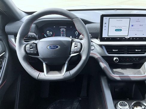 New 2026 Ford Explorer ST-Line AWD/4WD image 11