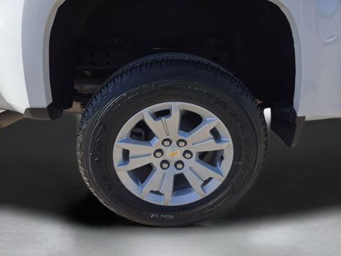 Used 2022 Chevrolet Colorado LT image 11