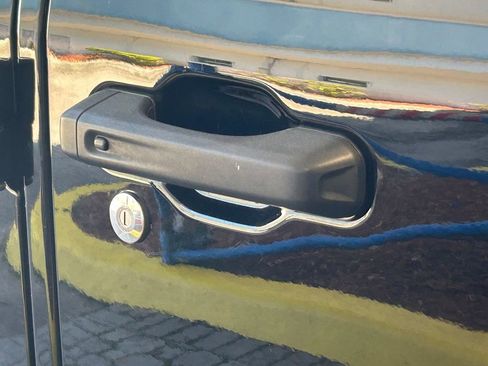 Used 2022 Jeep Wrangler Unlimited Rubicon image 21