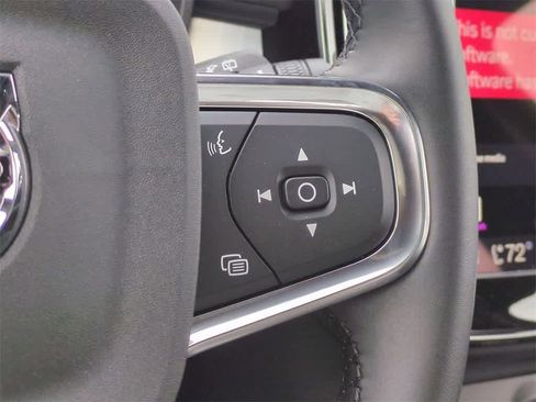 New 2026 Volvo XC40 B5 Ultra w/ Protection Package Premier image 25