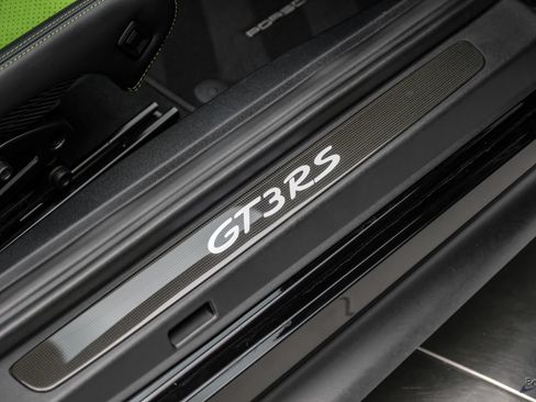 Used 2019 Porsche 911 GT3 RS RWD image 61