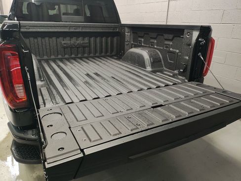 New 2026 GMC Sierra 1500 Denali w/ Denali Reserve Package AWD/4WD image 21