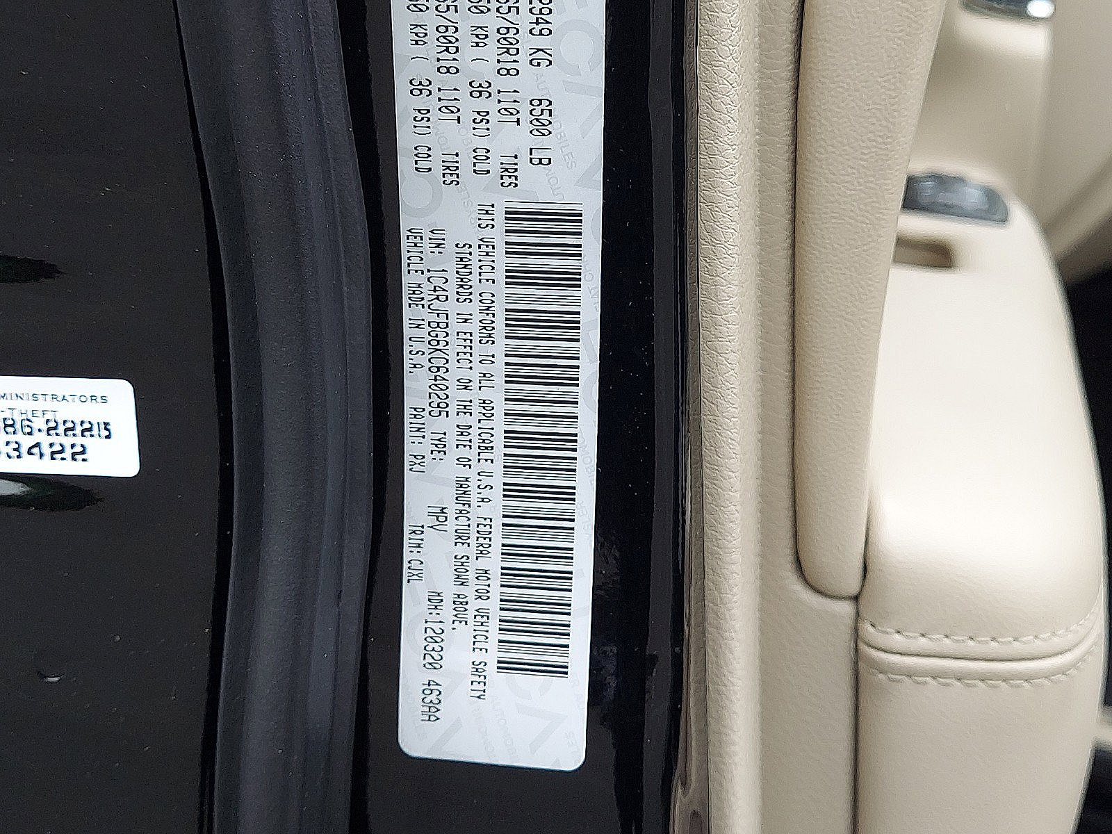 Used 2019 Jeep Grand Cherokee Limited AWD/4WD image 26