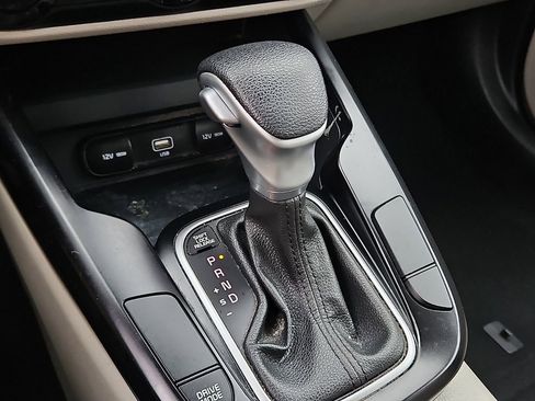 Certified 2020 Kia Soul S image 14