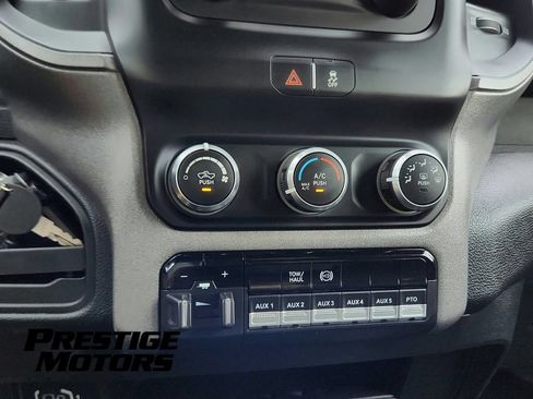 Used 2021 RAM 3500 2WD Regular Cab DRW image 13