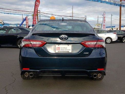 Certified 2018 Toyota Camry XSE FWD image 5