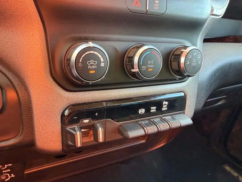 Used 2020 RAM 3500 Tradesman AWD/4WD image 17