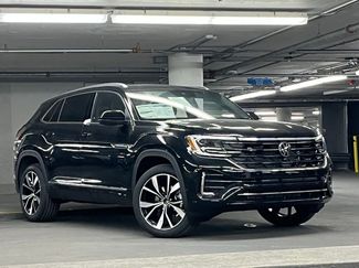 New 2026 Volkswagen Atlas Cross Sport SEL Premium R-Line AWD/4WD video 2