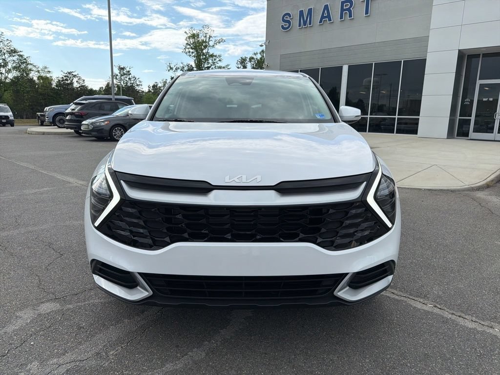 Used 2025 Kia Sportage EX FWD image 9