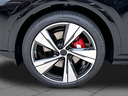 New 2026 Audi SQ5 Premium Plus AWD/4WD image 11