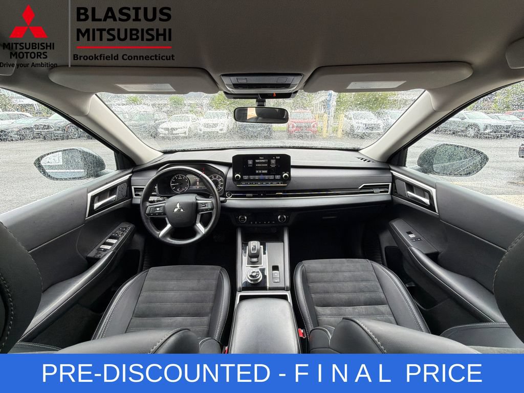 Used 2024 Mitsubishi Outlander SE FWD image 37