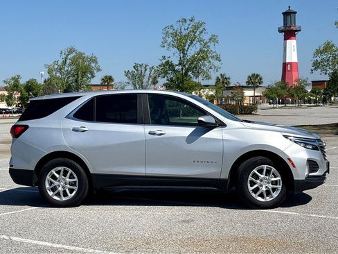 Used 2022 Chevrolet Equinox LT FWD image 19
