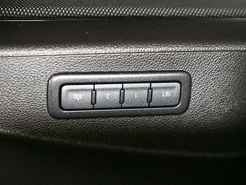 Used 2019 Chevrolet Suburban Premier AWD/4WD image 55