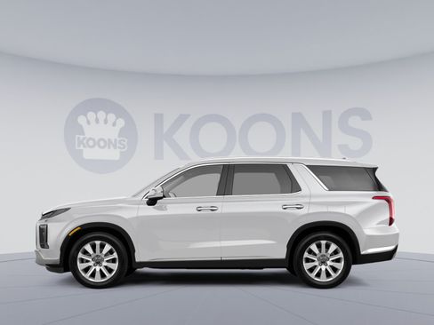 Used 2024 Hyundai Palisade SEL w/ Premium Package FWD image 2