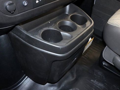 Used 2024 GMC Savana 3500 w/ Power Convenience Package image 23