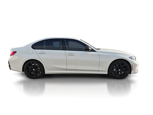 Used 2025 BMW 330i Sedan w/ M Sport Package RWD image 9