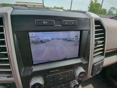 Used 2018 Ford F150 King Ranch w/ Trailer Tow Package AWD/4WD image 8