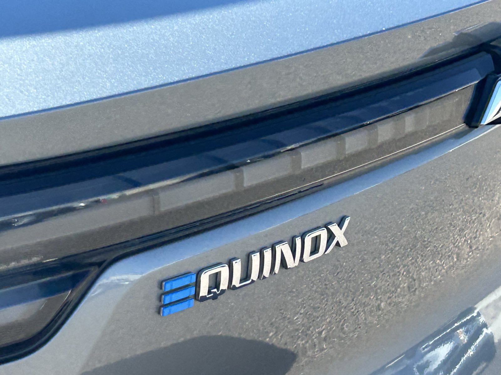 Certified 2024 Chevrolet Equinox EV LT FWD image 9