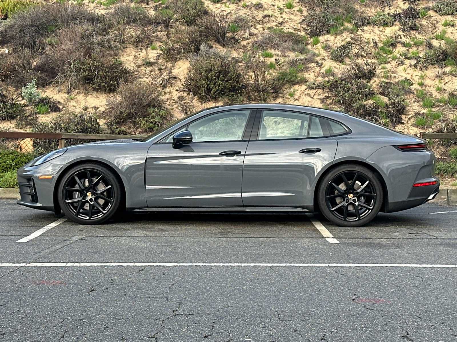 New 2026 Porsche Panamera RWD image 2