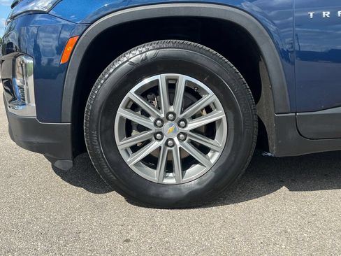 Used 2023 Chevrolet Traverse LT AWD/4WD image 28