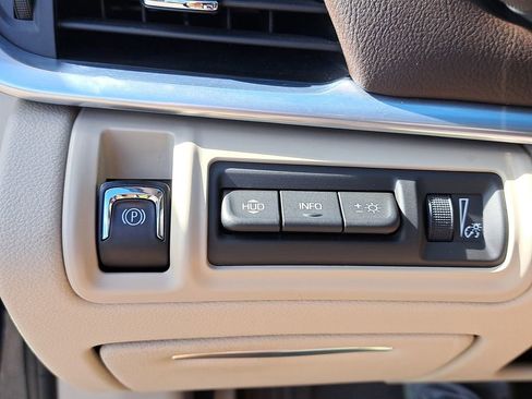 Used 2016 Cadillac XTS Premium w/ Driver Assist Package image 29