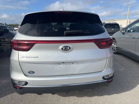 Certified 2020 Kia Sportage LX w/ LX Popular Package image 4