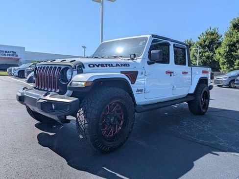Used 2023 Jeep Gladiator Overland w/ Cold Weather Group AWD/4WD image 5