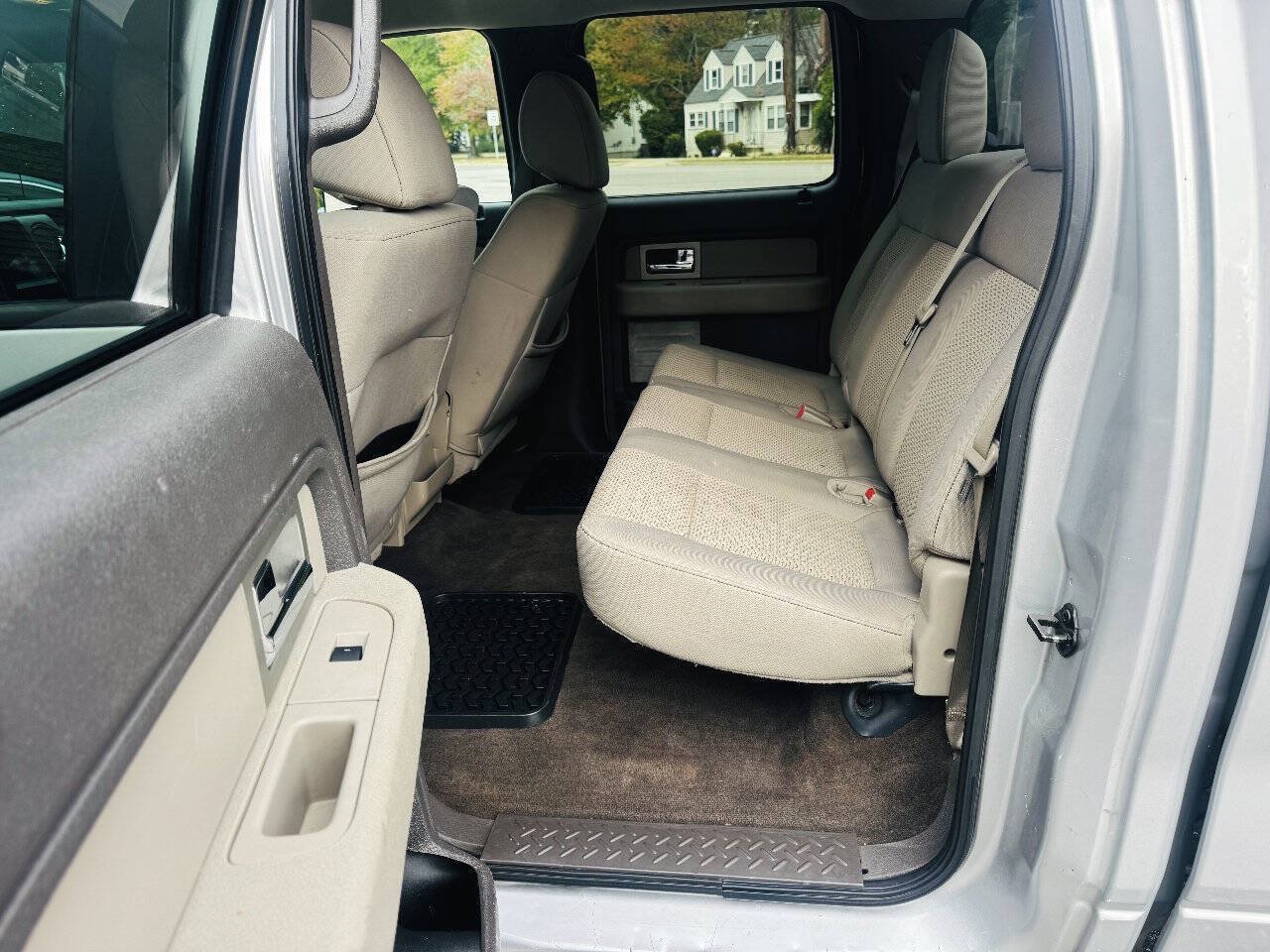 Used 2010 Ford F150 XLT AWD/4WD image 8