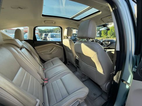 Used 2014 Ford C-MAX Energi SEL w/ Equipment Group 303A FWD image 15