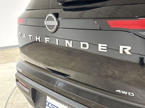 Used 2025 Nissan Pathfinder SV AWD/4WD image 26
