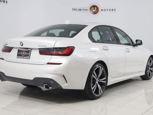 Used 2022 BMW 330i xDrive Sedan w/ M Sport Package image 3