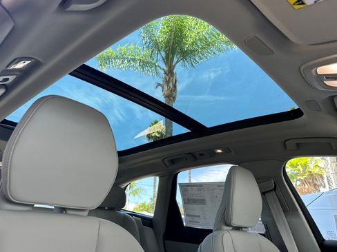 New 2026 Volvo XC60 B5 Ultra AWD/4WD image 13