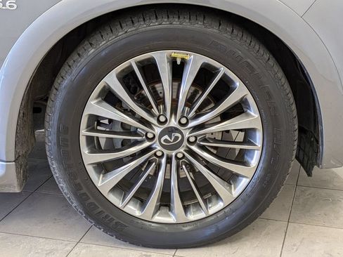 Used 2018 INFINITI QX80 4WD w/ Deluxe Technology Package image 12
