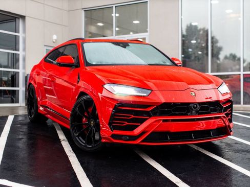 Used 2019 Lamborghini Urus AWD/4WD image 7