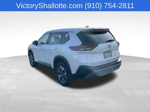 Used 2023 Nissan Rogue SV AWD/4WD image 6