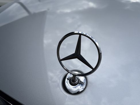 Used 2015 Mercedes-Benz S 550 Sedan image 9