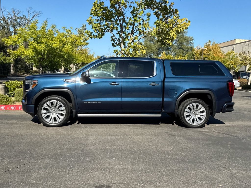 Used 2022 GMC Sierra 1500 Denali w/ Denali Premium Package AWD/4WD image 8
