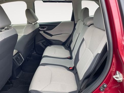 Used 2022 Subaru Forester Premium image 13